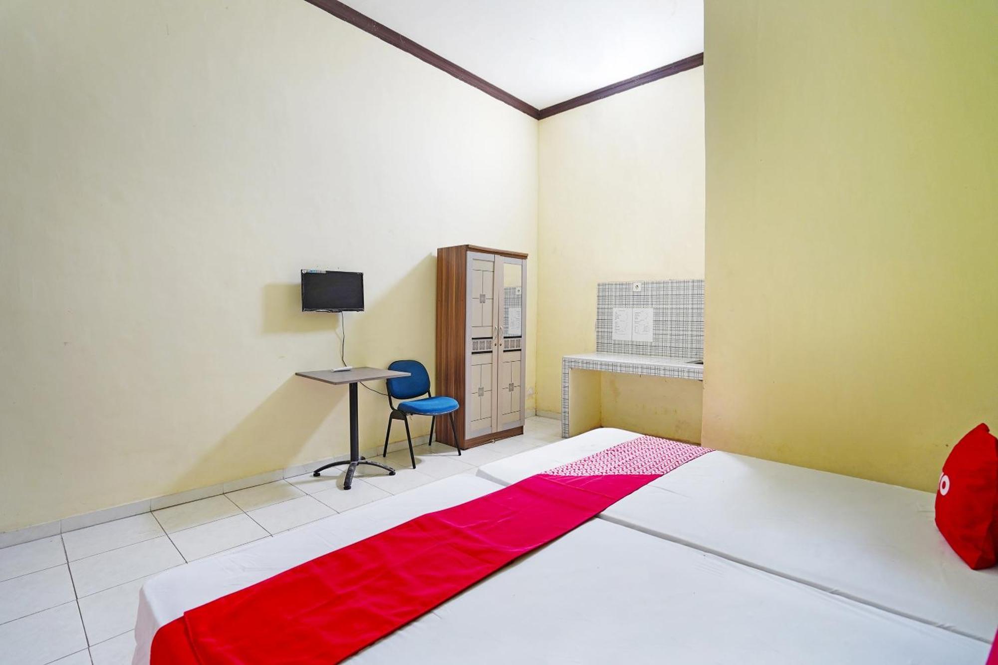 Oyo 91583 D'Cost Green Syariah Surabaya Exterior foto