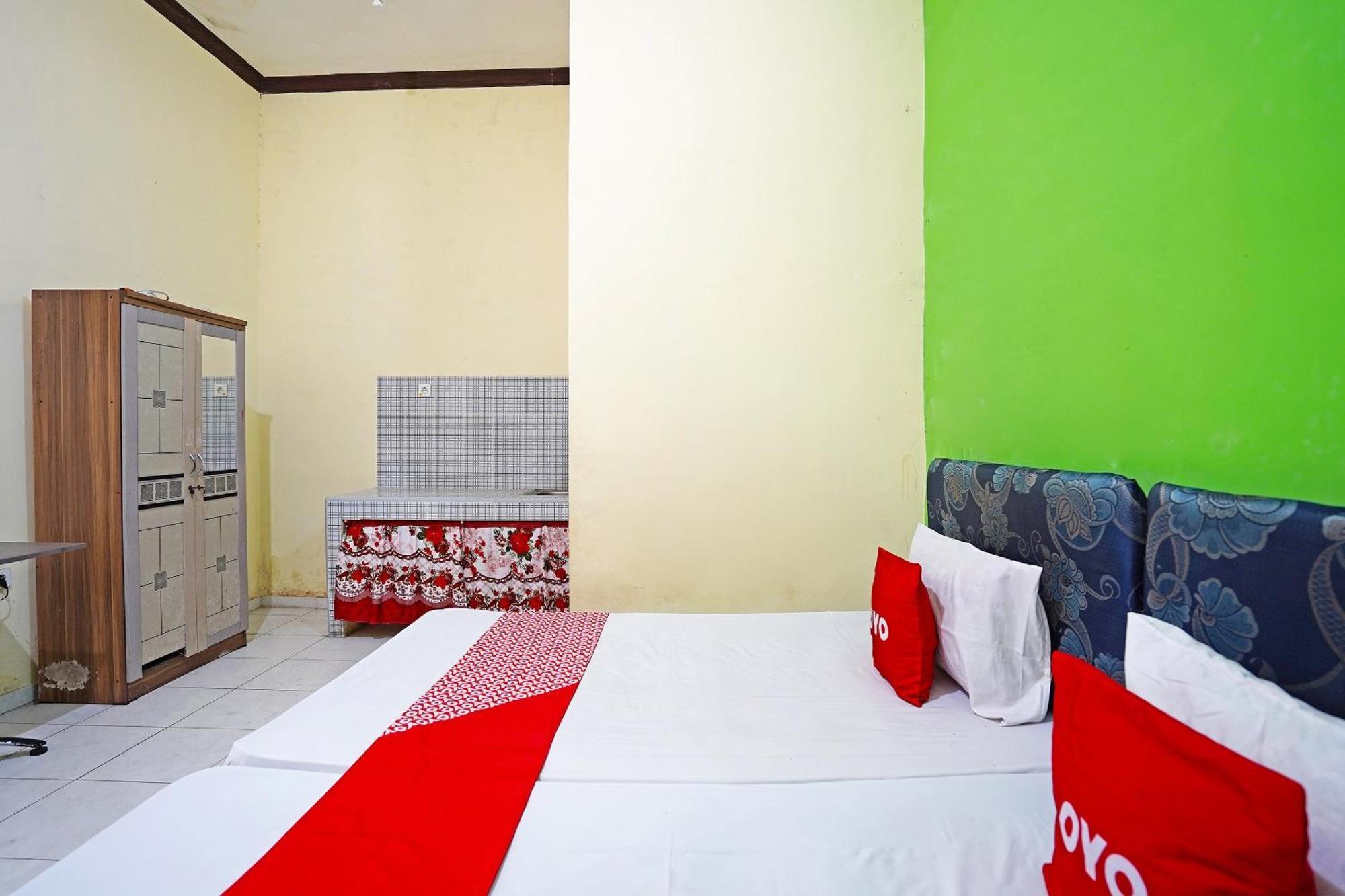 Oyo 91583 D'Cost Green Syariah Surabaya Exterior foto